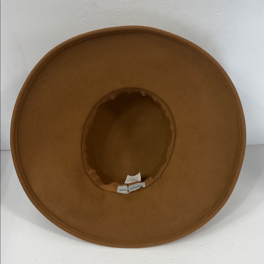 SUTTON STUDIO 100% Wool Felt Cloche Brown Hat Beige Bow Accent Made In Italy - Picture 4 of 6